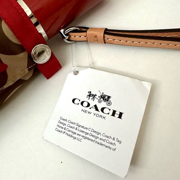 NWT COACH Signature Crayon Heart Umbrella - Picture 3 of 10